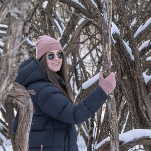 Meet your Posher, Alexandra